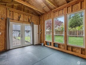 16142 Midvale Avenue N, Shoreline WA 98133