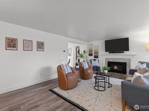 16142 Midvale Avenue N, Shoreline WA 98133