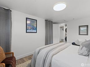 16142 Midvale Avenue N, Shoreline WA 98133