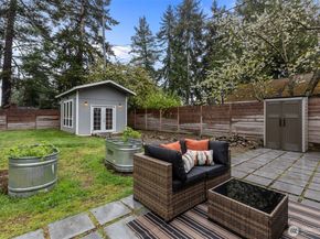 16142 Midvale Avenue N, Shoreline WA 98133