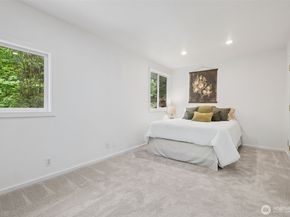 15715 249 Avenue SE, Issaquah WA 98027