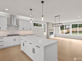 3502 Alaska Rd, Brier WA 98036