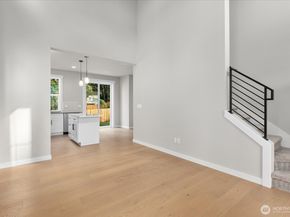 3502 Alaska Rd, Brier WA 98036