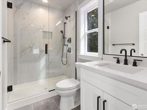 3502 Alaska Rd, Brier WA 98036