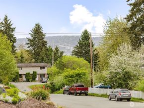 114 Kendall Street, Port Orchard WA 98366