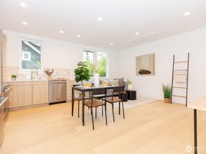 1530 25th Ave B, Seattle WA 98122