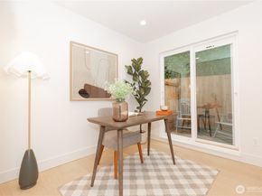 1530 25th Ave B, Seattle WA 98122