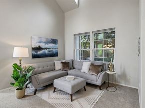 5701 S 234th Street 29, Kent WA 98032