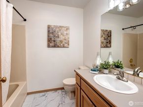 19715 Bing Rd A, Lynnwood WA 98036
