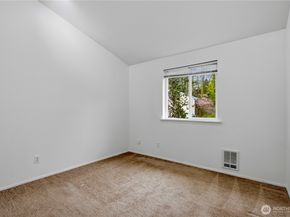 833 SW Sunset Boulevard J51, Renton WA 98057
