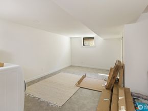 3430 39th Avenue W, Seattle WA 98199