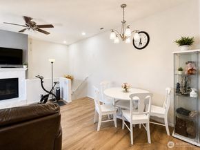 23782 SE Summerhill Lane 54, Issaquah WA 98029