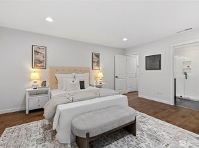 14590 36th Avenue NE, Lake Forest Park WA 98155
