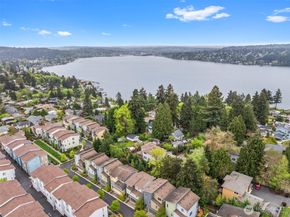 14590 36th Avenue NE, Lake Forest Park WA 98155