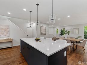 14590 36th Avenue NE, Lake Forest Park WA 98155