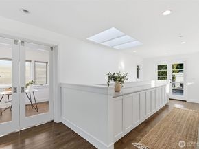 1204 6th Street W, Kirkland WA 98033