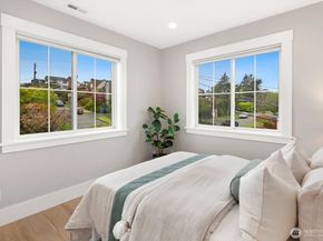 2114 26th Avenue W, Seattle WA 98199
