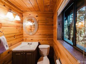 360 Kingsway W, Bremerton WA 98312