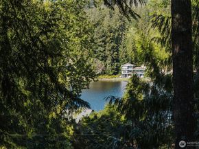 360 Kingsway W, Bremerton WA 98312