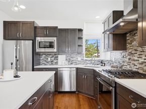 4106 Linden Avenue N B, Seattle WA 98103