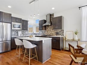 4106 Linden Avenue N B, Seattle WA 98103