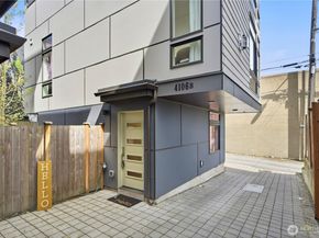 4106 Linden Avenue N B, Seattle WA 98103