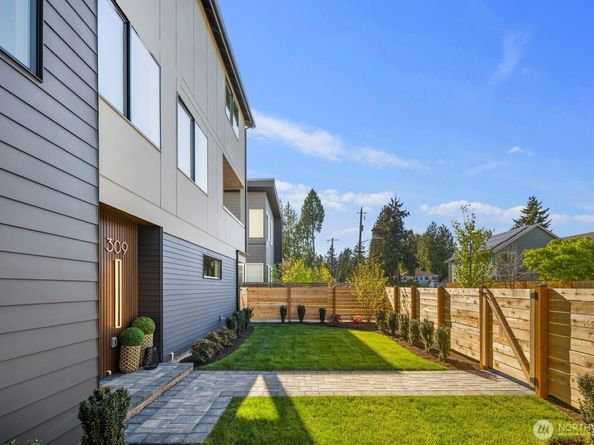 309 NW 92nd Street, Seattle WA 98117