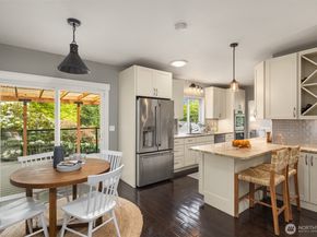 2119 182nd Avenue NE, Redmond WA 98052