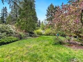 1605 153rd Avenue SE, Bellevue WA 98007