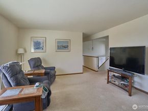 22617 108th SE, Kent WA 98031