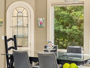 502 Lake Washington Boulevard E, Seattle WA 98112