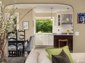 502 Lake Washington Boulevard E, Seattle WA 98112