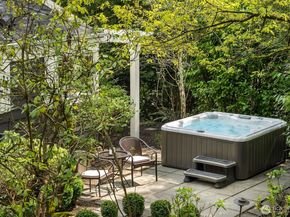 502 Lake Washington Boulevard E, Seattle WA 98112