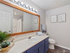 2001 120th Place SE 1203, Everett WA 98208