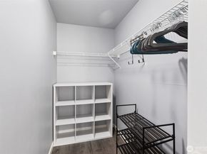 2001 120th Place SE 1203, Everett WA 98208