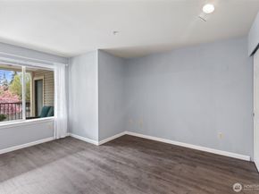 2001 120th Place SE 1203, Everett WA 98208