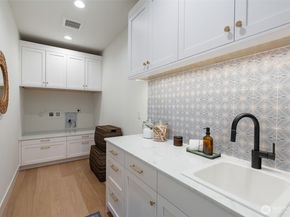 20134 23rd Avenue NW, Shoreline WA 98177