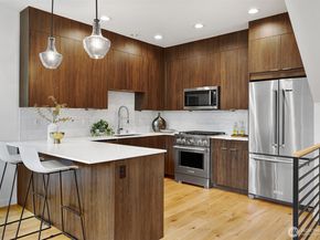 2366 Franklin Avenue E B, Seattle WA 98102