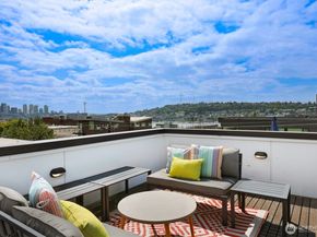 2366 Franklin Avenue E B, Seattle WA 98102