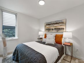 2366 Franklin Avenue E B, Seattle WA 98102