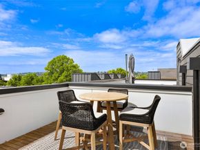 2366 Franklin Avenue E B, Seattle WA 98102