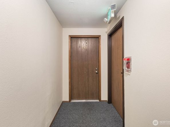 707 N 130th Street B203, Seattle WA 98133