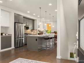 3300 NE 65Th Street 204, Seattle WA 98115