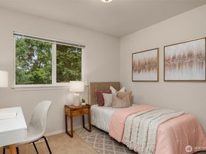 19811 Wallingford Avenue N, Shoreline WA 98133