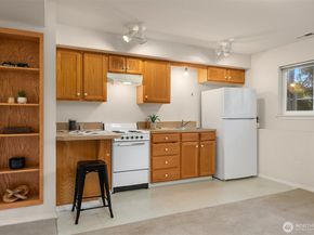 19811 Wallingford Avenue N, Shoreline WA 98133