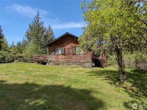 12426 NE Phillip Drive S, Kingston WA 98346