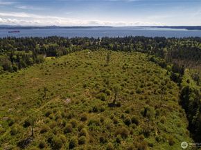 12426 NE Phillip Drive S, Kingston WA 98346