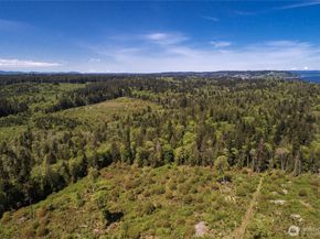 12426 NE Phillip Drive S, Kingston WA 98346