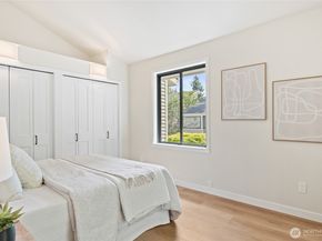 1400 Bellevue Way SE 1, Bellevue WA 98004