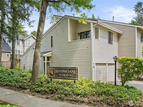 1400 Bellevue Way SE 1, Bellevue WA 98004